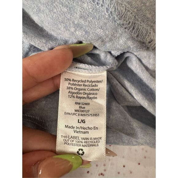 Free assembly blue blouse size large - Picture 6 of 7